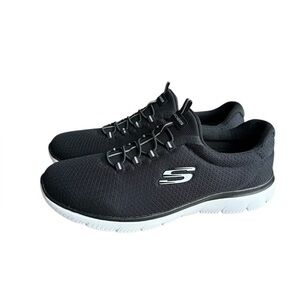 NWOB Skechers Summits Womens Shoes Black/White size 10